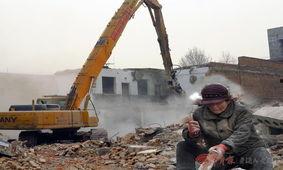 为了明天图片,描绘希望与挑战的视觉诗篇